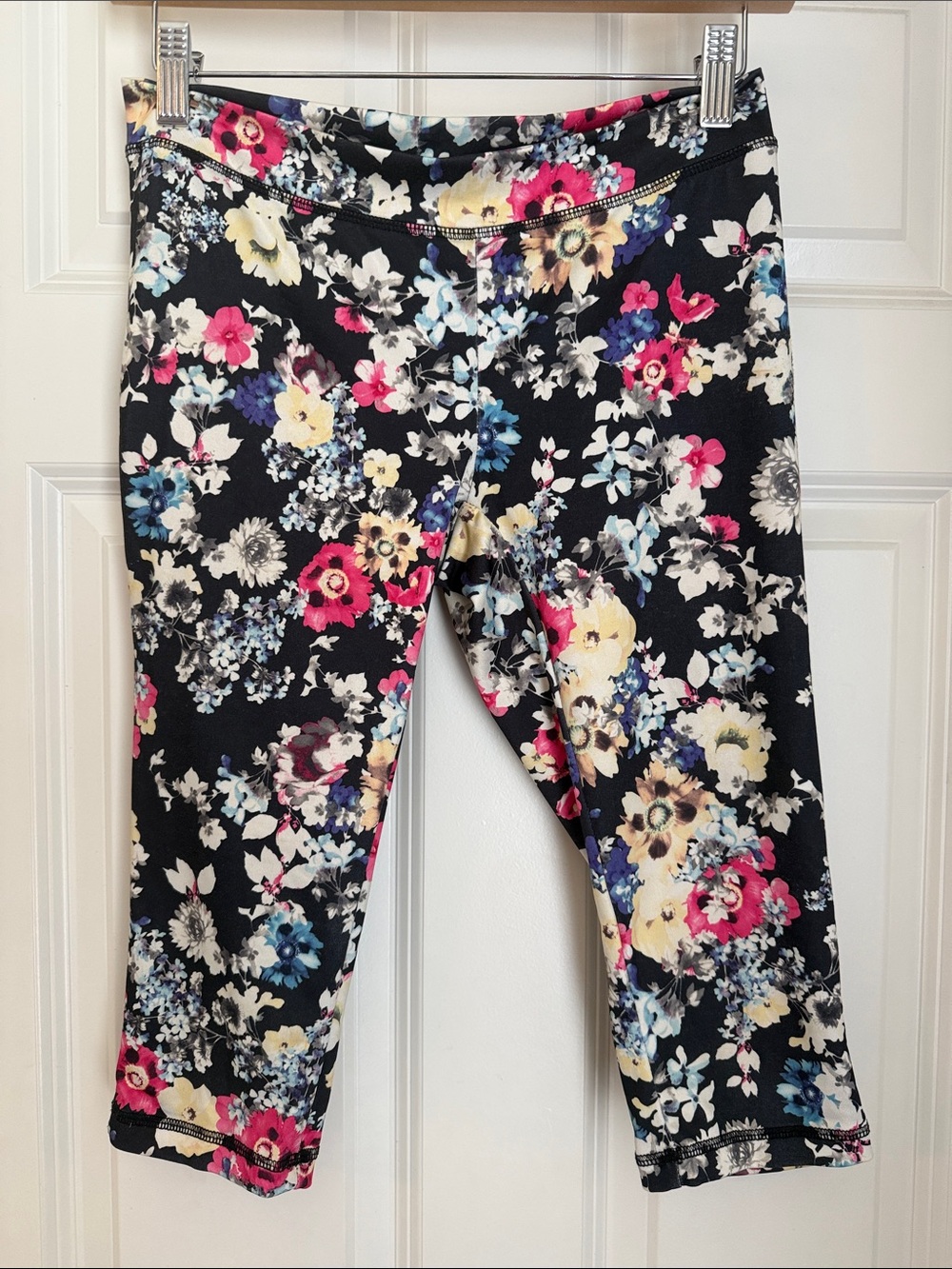 Soffe Black Floral Capri Leggings with Pink, Yellow & Blue Blooms